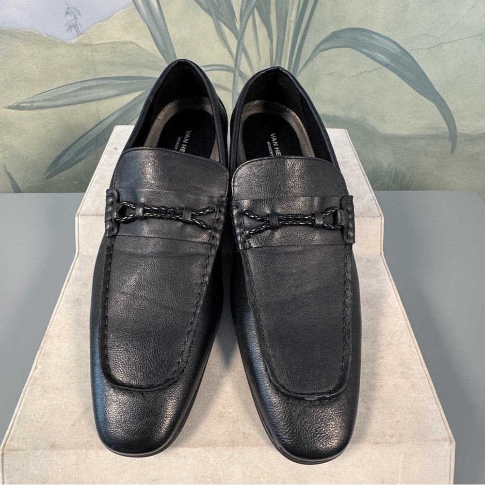 Van Heusen Men's Black Loafers, size 8.5, NWOT - Picture 4 of 11